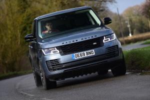 Land Rover Range Rover P400e Vogue (L405) (UK) '2018
